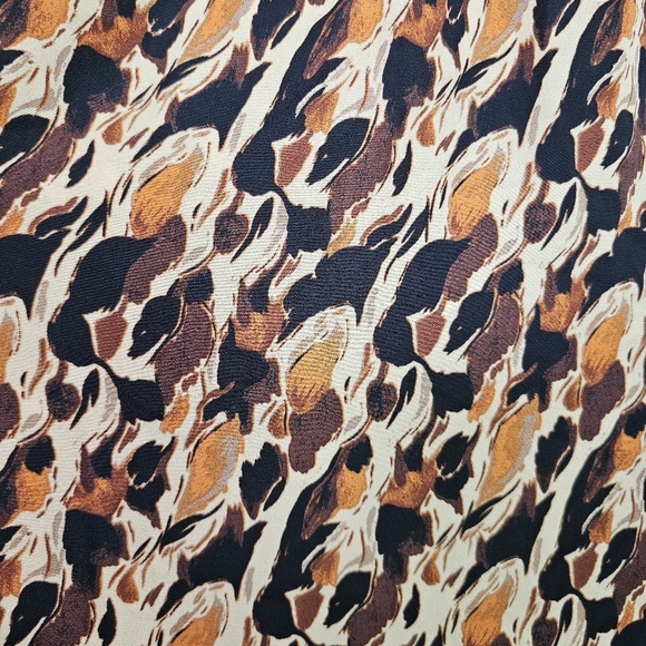 Bobeau Animal Print Keyhole Blouse Sleeveless Boho Lace Detail Top SMALL NWOT - Picture 4 of 7